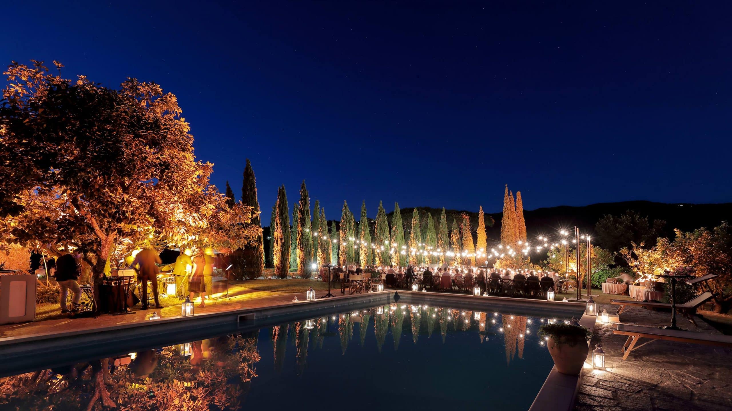 Al fresco Tuscan wedding