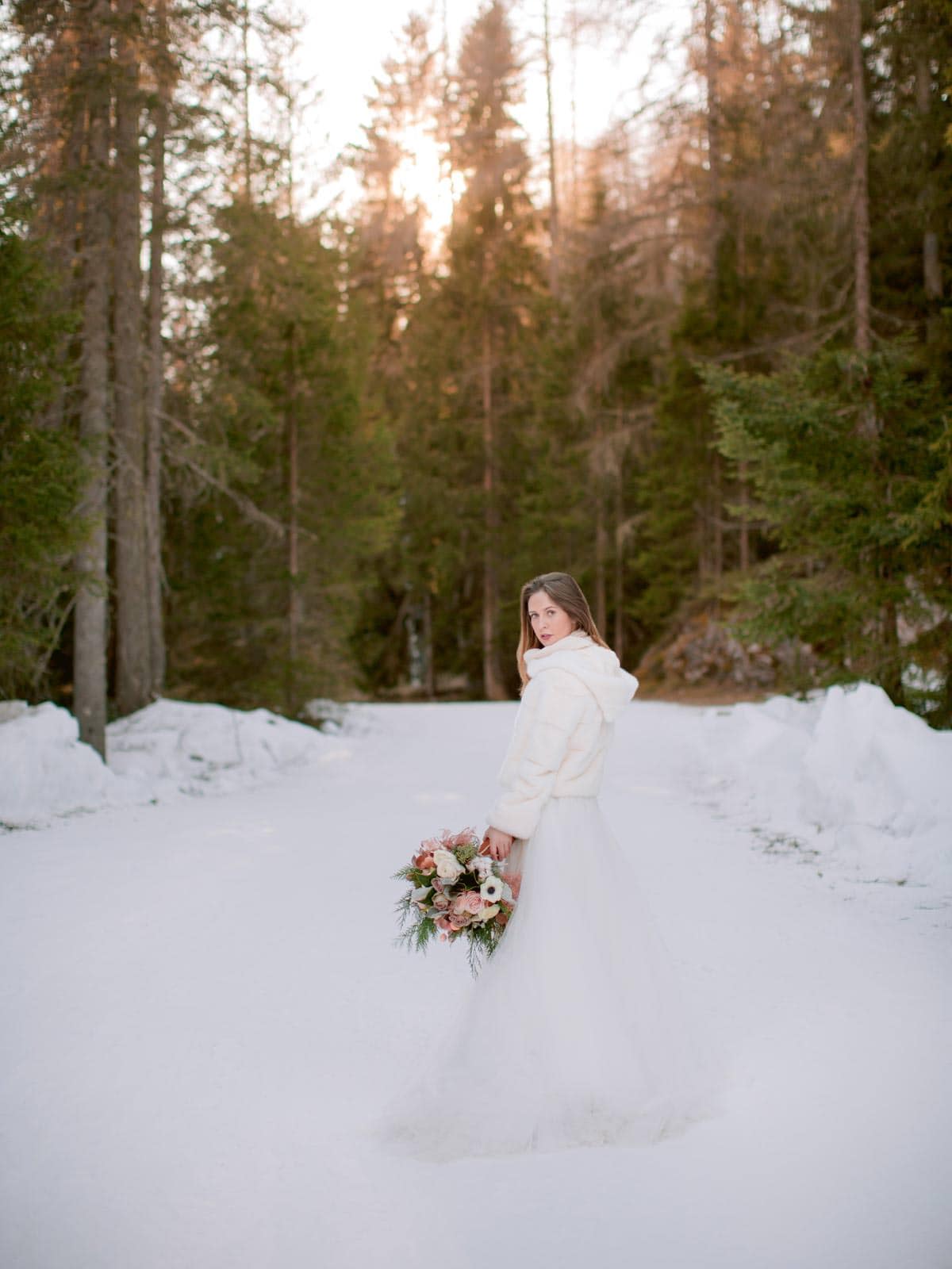 winter wedding on the snow in Italy