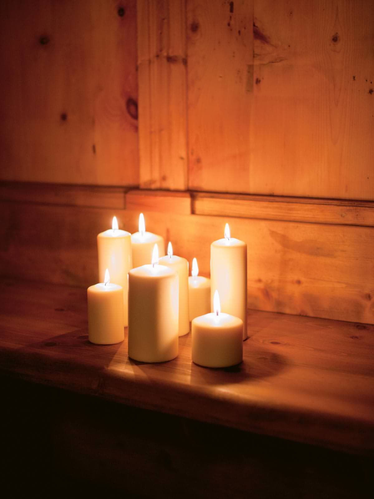 candlelit winter wedding dinner