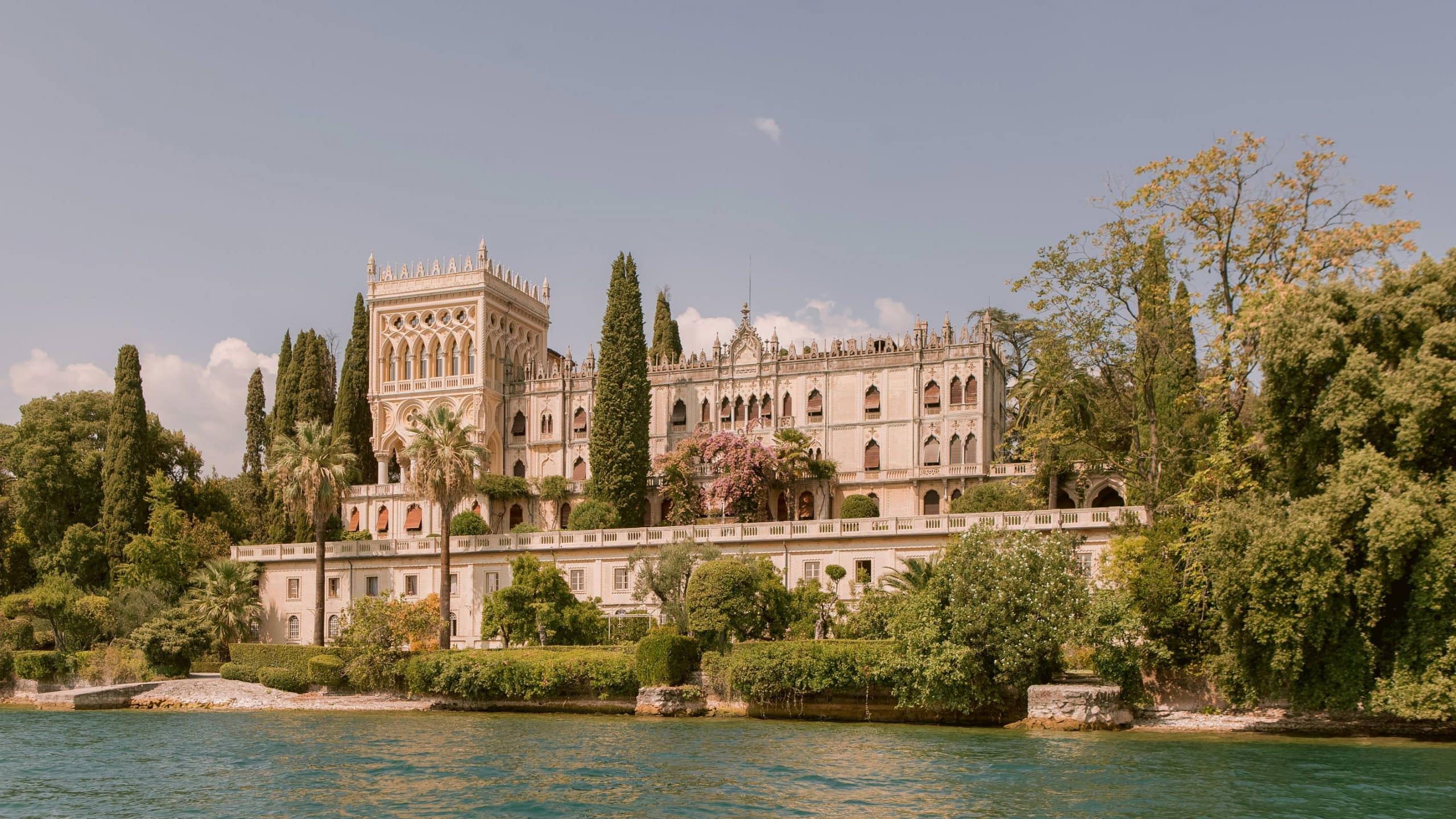 Intimate Wedding on Lake Garda