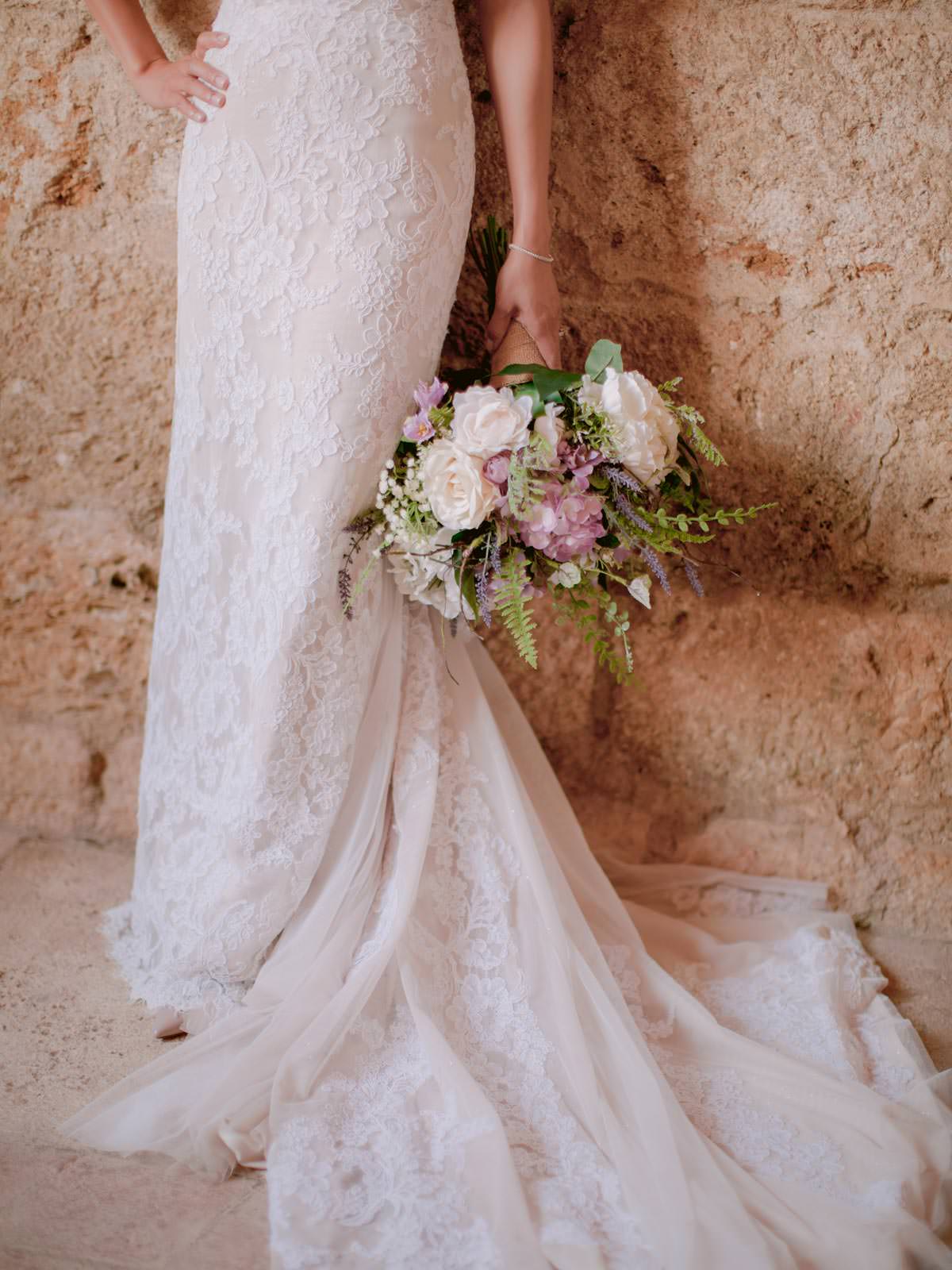 Bridal bouquet in Tuscany