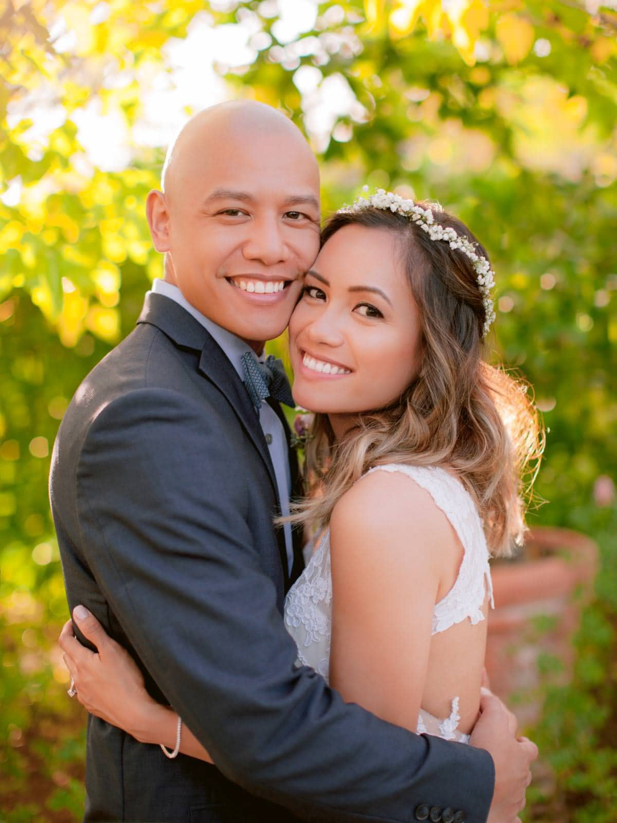 bride and groom portrait in Tuscany